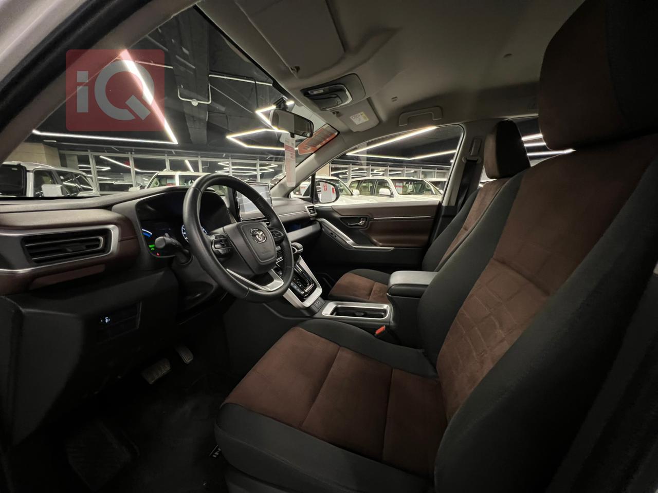 تويوتا انوفا